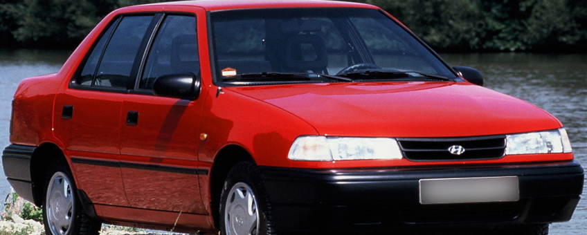 Замена переднего фиксирующего болта тормозного диска Hyundai Pony 1.3 59 л.с. 1991-1994
